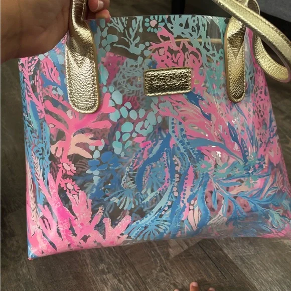 Lilly Pulitzer Pink and Blue Tote with Gold Handles - Picture 2 of 5